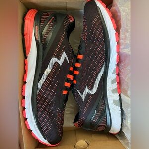 361 - Strata 3 - Y951-0993 - BLACK/HAZARD Size 9.5 Women's Shoes